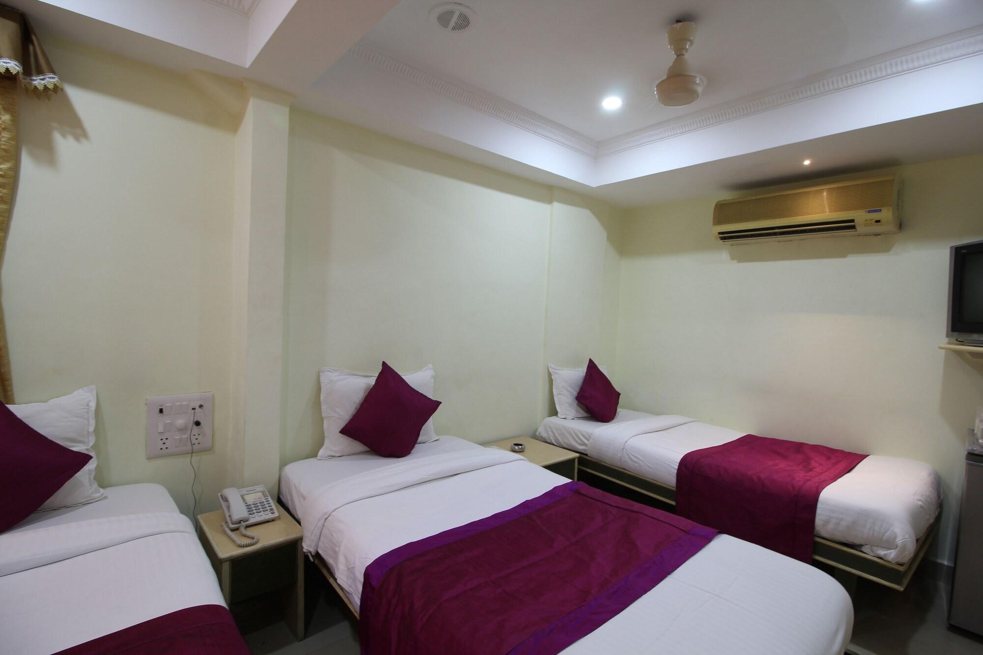 Hotel City Palace Bombay Esterno foto