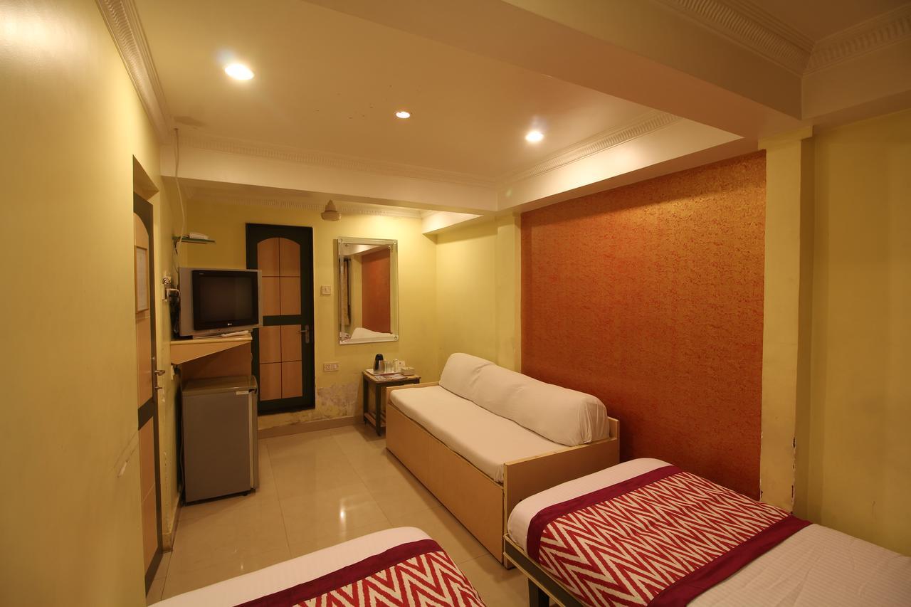 Hotel City Palace Bombay Esterno foto